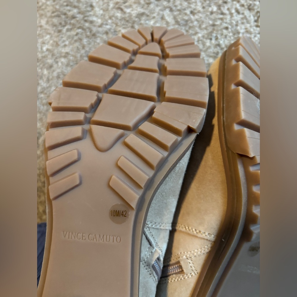Vince Camuto chunky heel boots - Picture 7 of 10